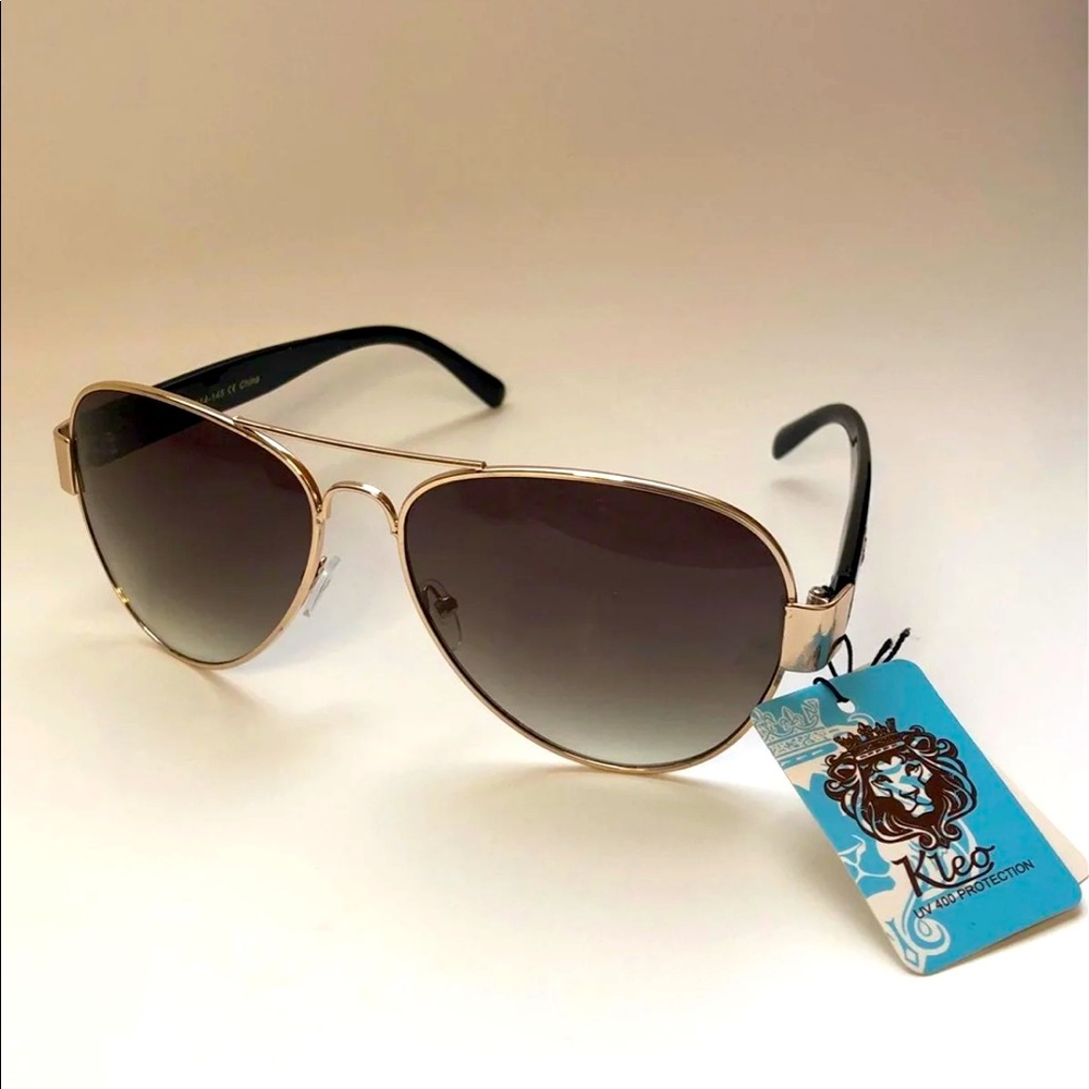 Green aviator sunglasses